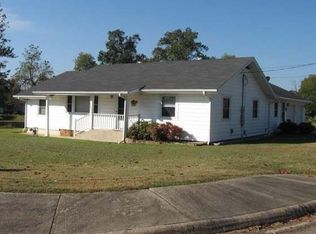 1001 Reine St S, Mena, AR 71953