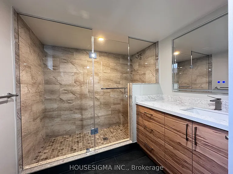 9 Delevan Ct #B2 — Photo 4