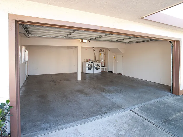 1164 Trinity Ave #A — Photo 12