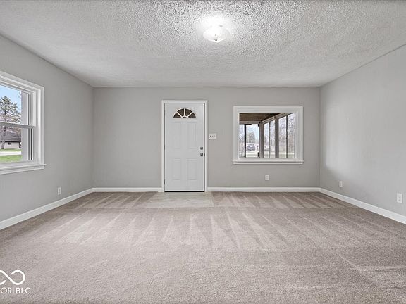 5th image of 3060 S Shortridge Rd