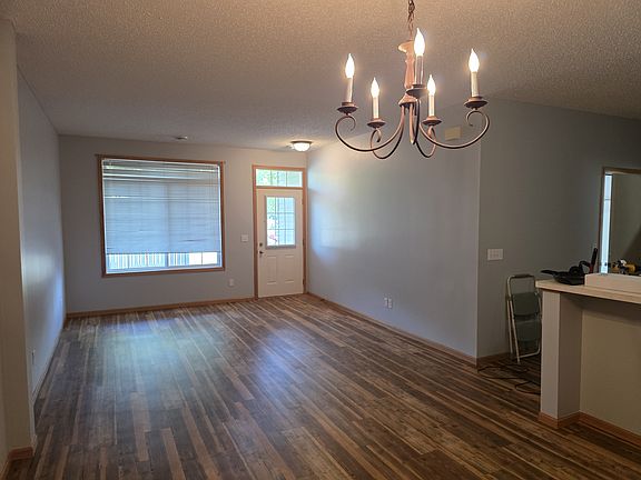 4th image of 821 Willow Glen Ct #821