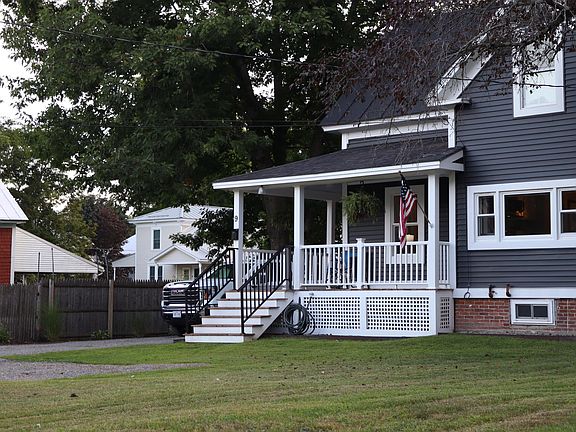 3rd image of 9 Edward Court