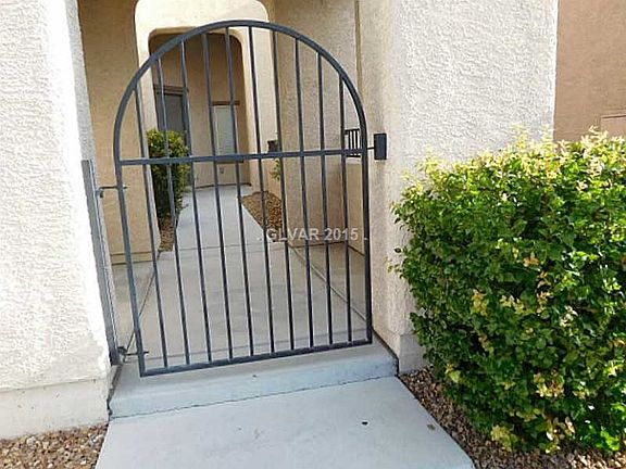 3rd image of 832 Colina Alta Pl