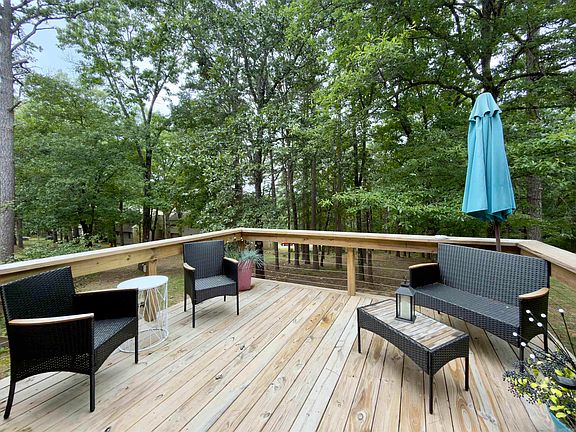3rd image of 104 Chelsea Dr #48