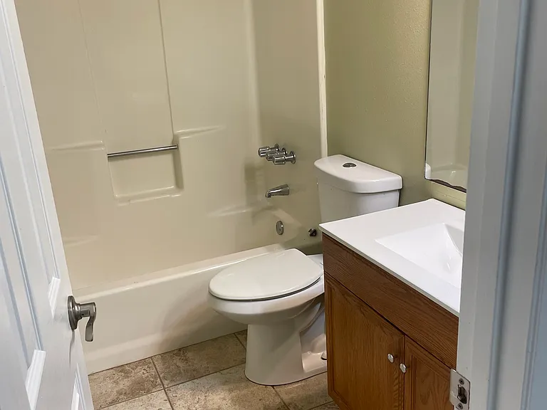 4130 Sebring Ave — Photo 15