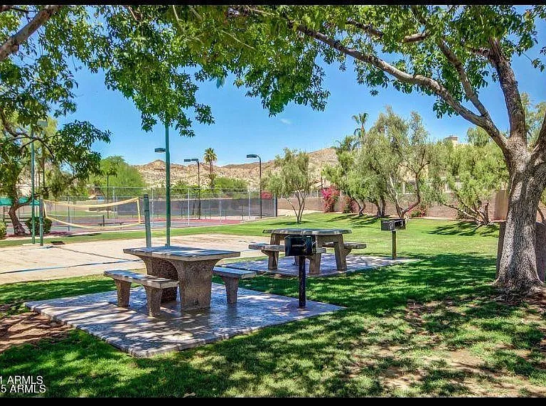 2701 E Bighorn Ave — Photo 33