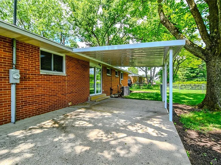 96 Pine Bluff Dr — Photo 28