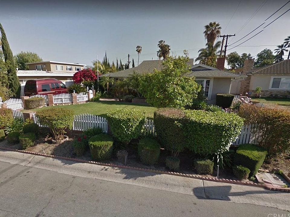 1st image of 9742 Lenore Dr