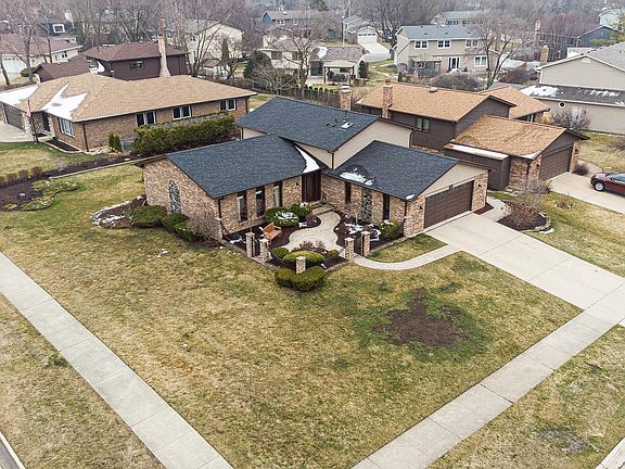 2nd image of 472 Fennel Ln