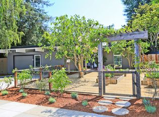 2088 Edgewood Dr, Palo Alto, CA 94303