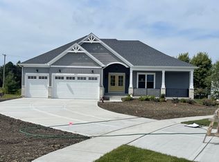 500 Marty Ln, Oswego, IL 60543