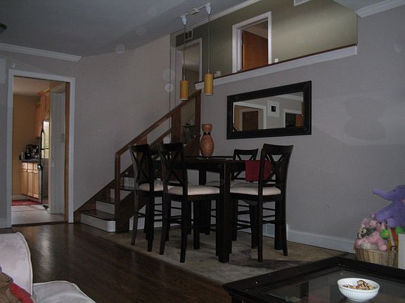 3rd image of 7308 N Kenneth Ave