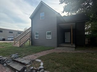 707 S 5th St #B, Boonville, IN 47601