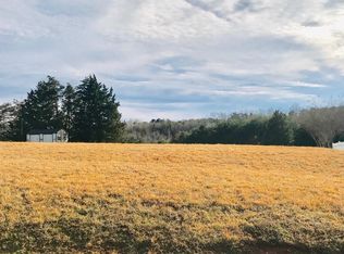 68 Sunny Field Rd, Wirtz, VA 24184