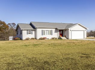 3317 Pin Oak Dr, Saint George, KS 66535