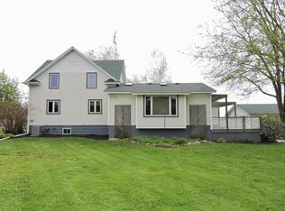 W7151 Brick Church Rd, Walworth, WI 53184