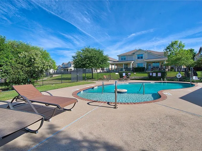1900 Scofield Ridge Pkwy #5501 — Photo 17