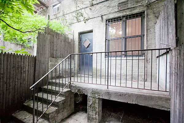 Rented by LC Lemle Real Estate Group | media 28