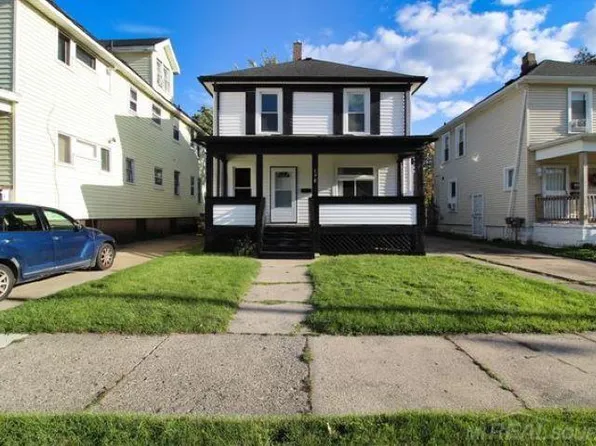 178 N Walnut St, Mount Clemens, MI 48043