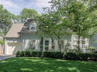 5521 Falmouth Rd, Fairway, KS 66205