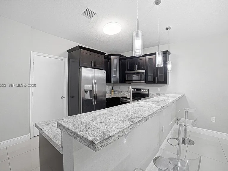 935 NW 2nd Ave — Photo 5