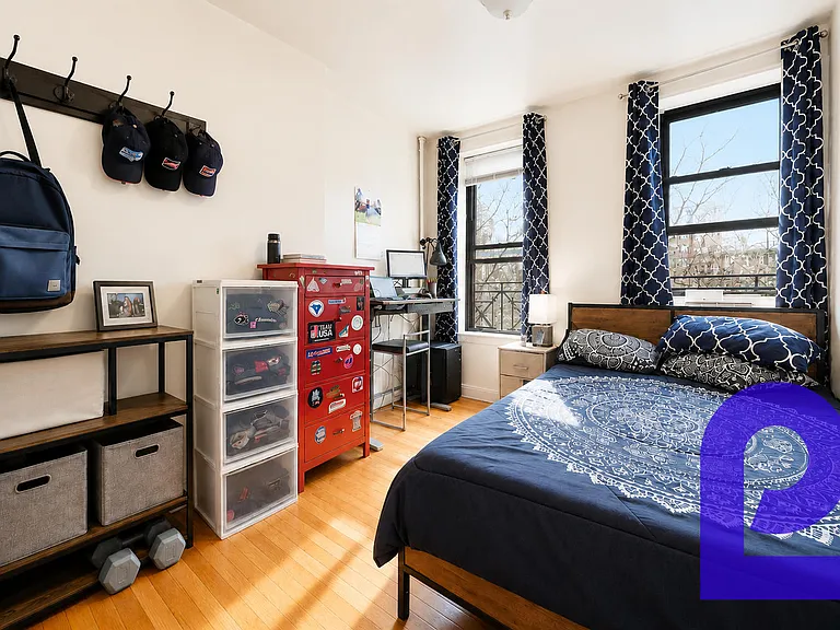 330 E 11th St #11 — Photo 1