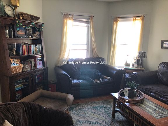 2nd image of 35 Princeton St #3