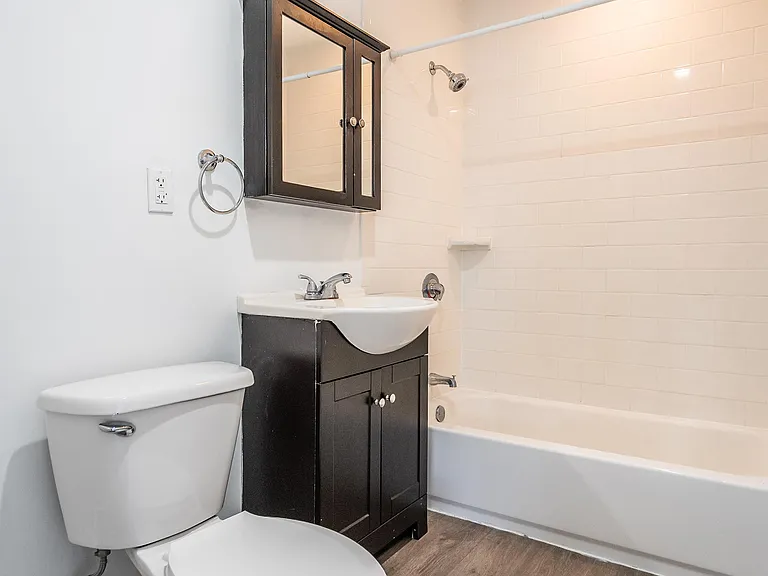 260 Navarre Ave #9 — Photo 14