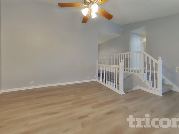 3rd image of 62 River Walk