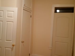 2020 Gates Ave, Ridgewood, NY 11385