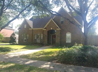 1702 Sunmeadow Dr, Friendswood, TX 77546