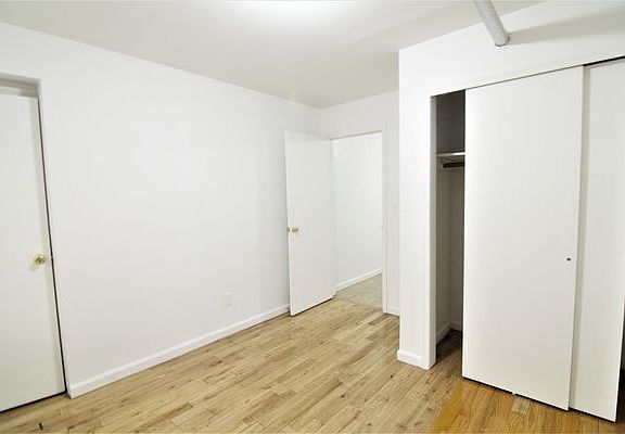5th image of 19 Stuyvesant St APT Cc