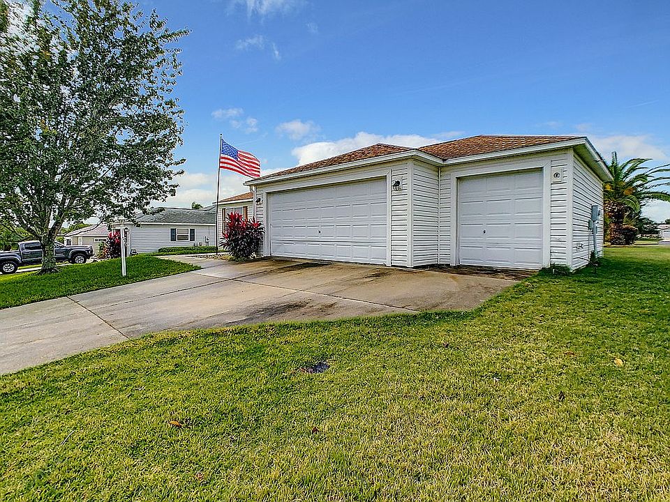 1st image of 2584 Thornberry Ave