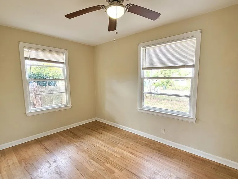 5 Elegans Ave — Photo 12
