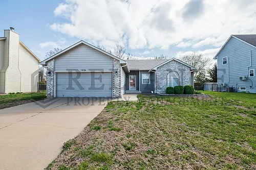 3826 N Cranberry St Photo 1