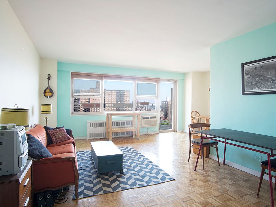 1st image of 2925 West 5th St #17A