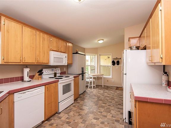 5th image of 5400 Meeker Dr