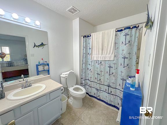 5th image of 2200 W 2nd St #202-C