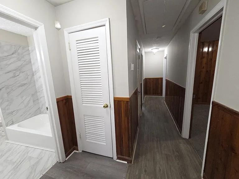 3224 Wesley Chapel Rd — Photo 5