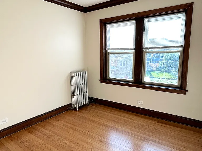 5236 N Rockwell St #1A — Photo 7