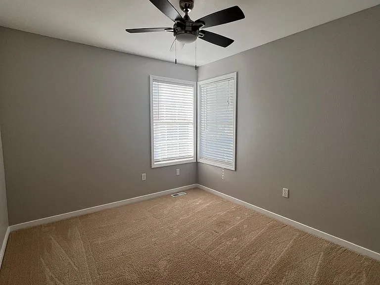 Upstairs bedroom 2