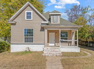 821 W Webster St, Springfield, MO 65802