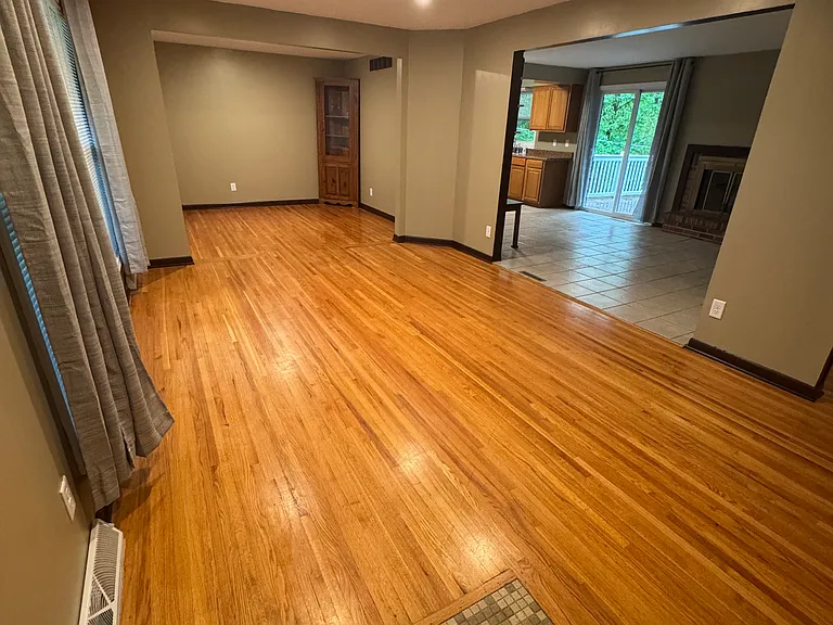 508 W Briarwood Ln — Photo 10