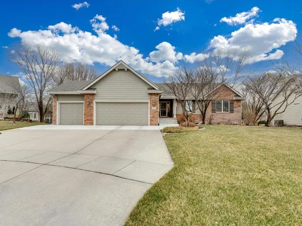 626 N Somerset Ct, Andover, KS 67002