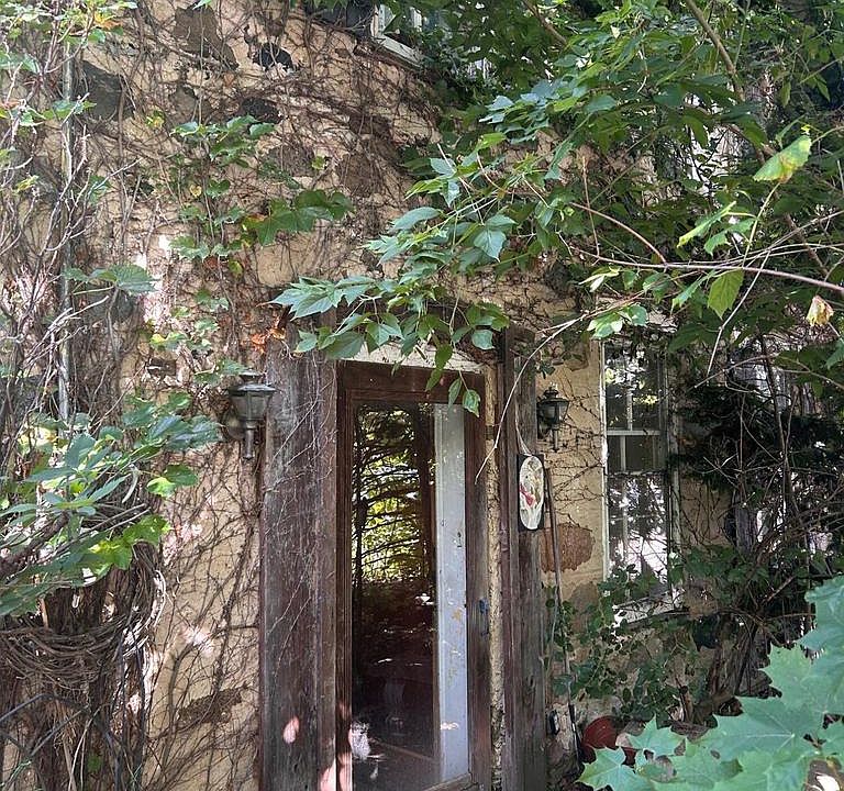 1st image of 232 Hamilton ROAD