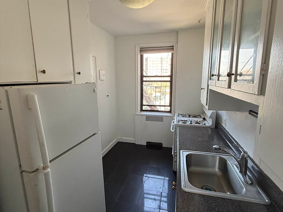 1st image of 6433 99th St APT 5