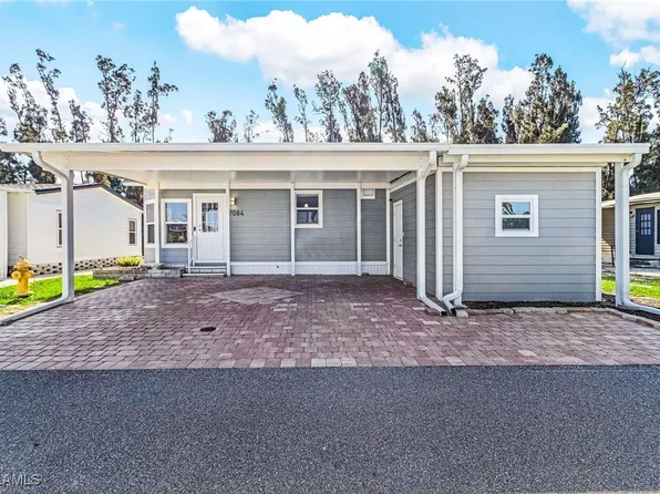 7084 Drum Dr, Saint James City, FL 33956