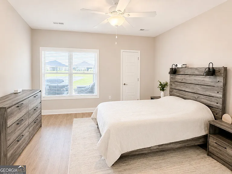 235 The Villas Way — Photo 16