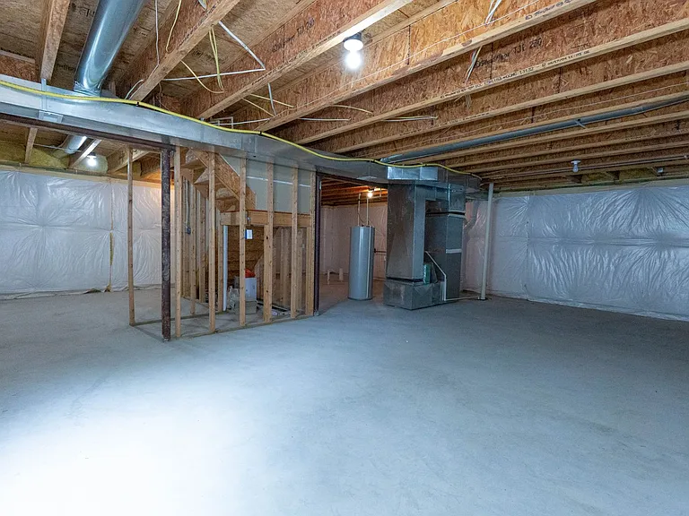 341 Bullskin St — Photo 39