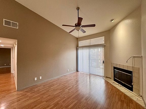 5th image of 42140 Lyndie Ln Unit 24